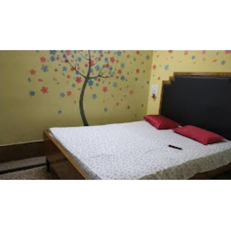Roxy Inn,Кътак Екстериор снимка
