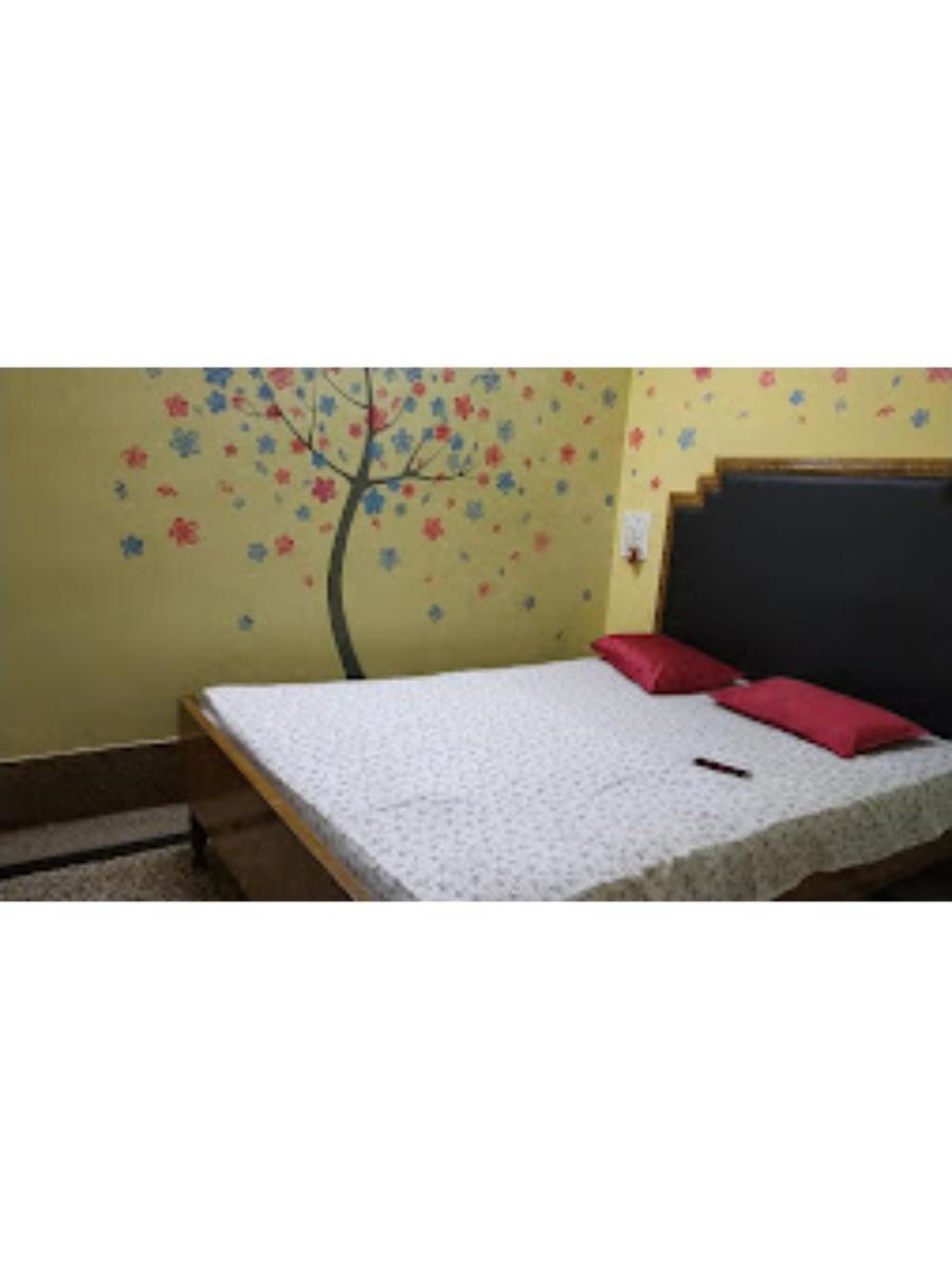 Roxy Inn,Кътак Екстериор снимка